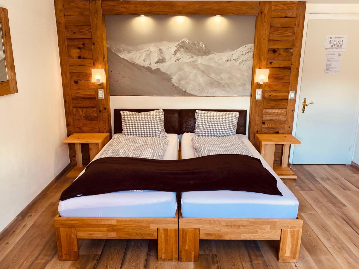 Mountain 3* Sedrun